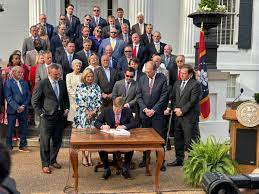 Μισισιπής, ΗΠΑ: Καταργείται με νόμο ο φόρος&nbsp;εισοδήματος